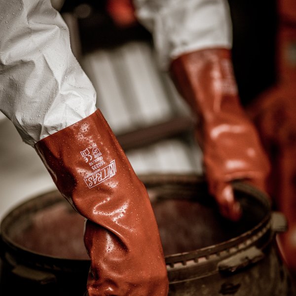 Kemskyddshandske PVC 35cm